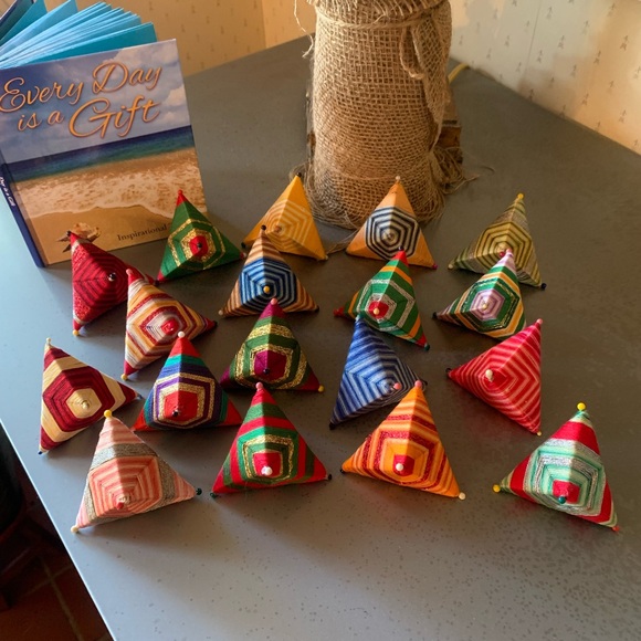 18 Ornament ideas, hang your own, use as decoration or vase filler. GEOMETRIC. - Picture 7 of 10